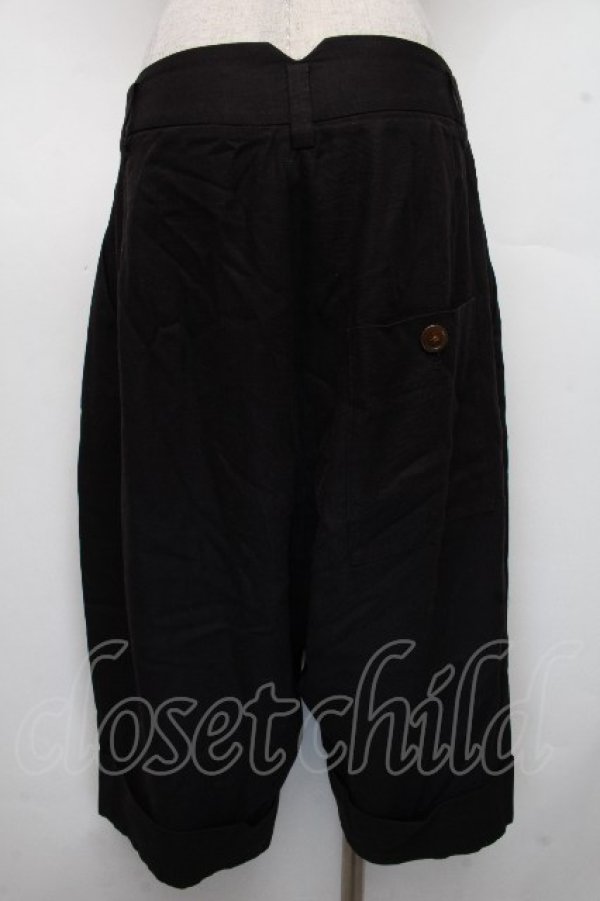 画像2: ヴィヴィアンウエストウッド 中古 / タックハーフパンツ 2 黒  S-26-04-22-047-pa-AS-ZS (2)