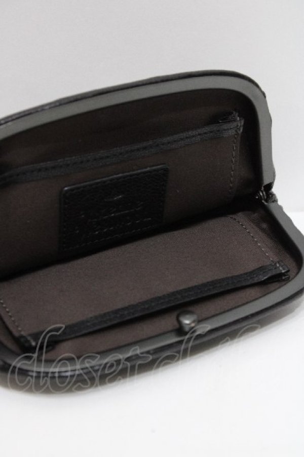 画像3: ヴィヴィアンウエストウッド 中古 / メタルフレームポーチ  黒  S-26-04-29-021-gd-AS-ZS (3)