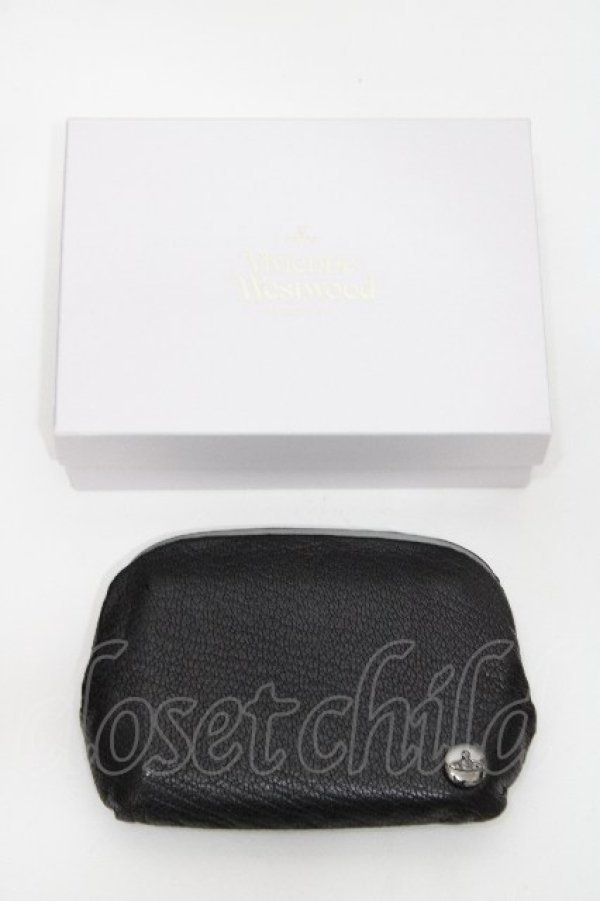 画像4: ヴィヴィアンウエストウッド 中古 / メタルフレームポーチ  黒  S-26-04-29-021-gd-AS-ZS (4)