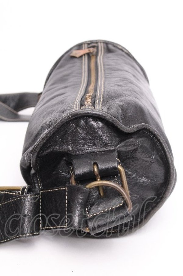 画像3: ヴィヴィアンウエストウッド 中古 / アコードショルダーバッグ  黒  S-26-06-21-048-ba-HR-ZS (3)