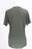 画像2: ヴィヴィアンウエストウッド MAN 中古 / フリーダムファイタークラシック半袖Tシャツ 44 カーキ  S-26-08-16-028-ts-AS-ZS (2)