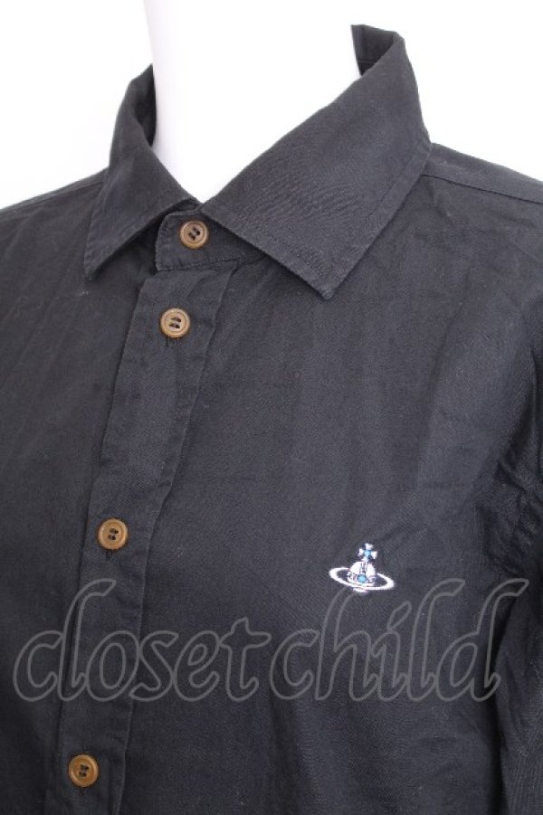 画像3: ヴィヴィアンウエストウッド MAN 中古 / オーブ刺繍シャツ 44 黒  S-26-09-06-048-bl-AS-ZS (3)