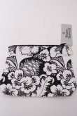 画像2: ヴィヴィアンウエストウッド 中古 / フラワーポーチ  黒ｘ白  S-26-09-20-052-ba-AS-ZS (2)
