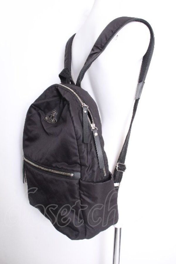 画像2: ヴィヴィアンウエストウッド MAN 中古 / エナメルオーブリュック  黒  S-26-10-11-020-ba-AS-ZS (2)