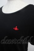 画像3: ヴィヴィアンウエストウッド 中古 / 単色オーブ刺繍カットソー 2 黒  Y-25-03-19-045-to-SZ-ZY (3)