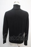 画像2: ヴィヴィアンウエストウッド 中古 / 単色オーブ刺繍ハイネックニット 2 ブラック  Y-25-04-30-041-to-SZ-ZY (2)