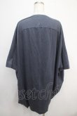 画像2: ヴィヴィアンウエストウッド 中古 / グラフィックORB　BIG Tシャツ 2 青  Y-25-04-30-050-ts-SZ-ZY (2)