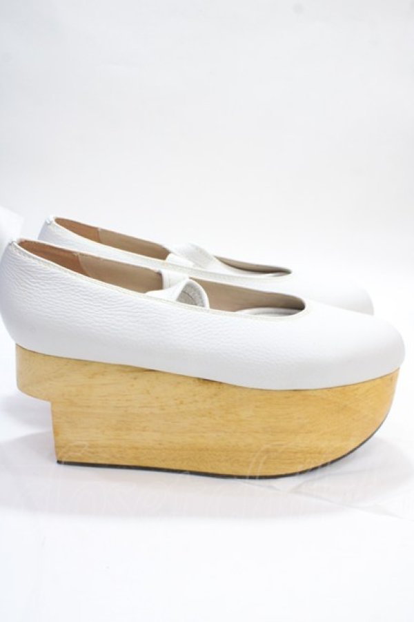 画像4: ヴィヴィアンウエストウッド 中古 / rockin' horse barelina UK6 ホワイト  Y-25-05-28-018-sh-SZ-ZH (4)