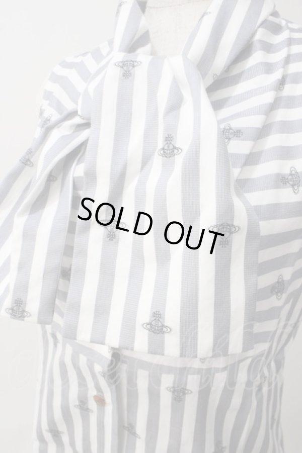 画像3: ヴィヴィアンウエストウッド 中古 / オーブ総刺繍ノースリーブブラウス 1 ブルー×ホワイト  Y-25-06-18-028-bl-SZ-ZY (3)