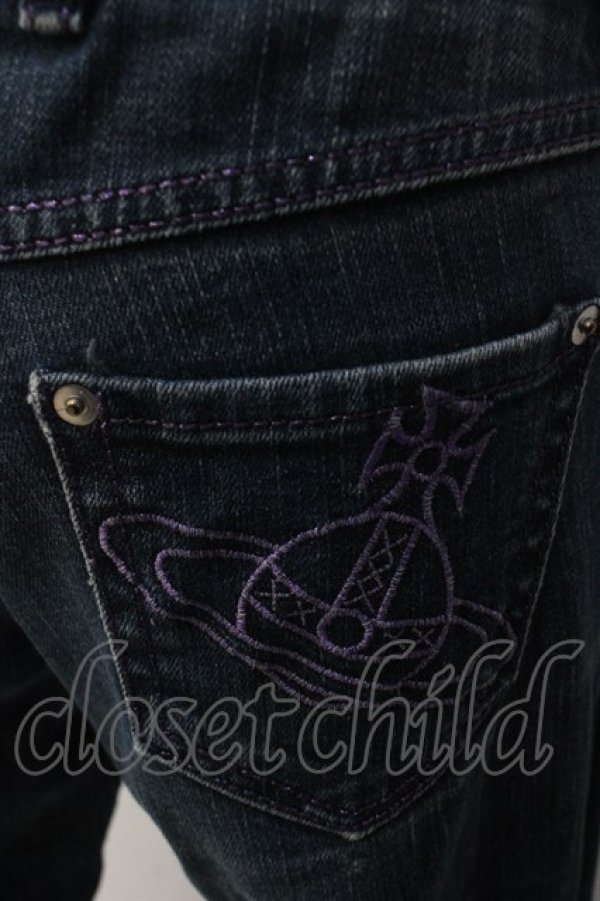 画像3: ヴィヴィアンウエストウッド 中古 / ラメステッチオーブ刺繍ポケットデニムパンツ 2 インディゴ  Y-25-06-18-030-pa-SZ-ZY (3)