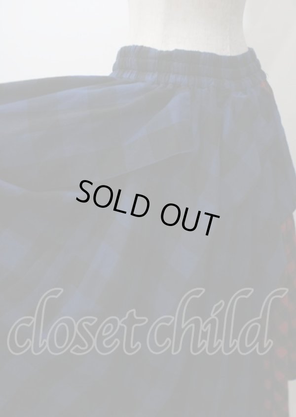 画像3: ヴィヴィアンウエストウッド 中古 / タータン切リ替エ変形スカート 00 赤×青  Y-25-07-20-045-sk-SZ-ZY (3)