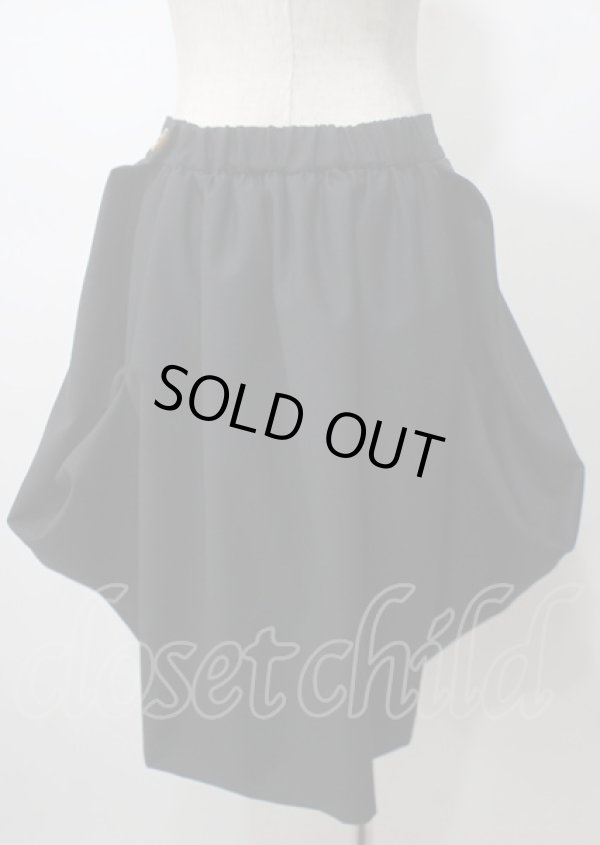 画像2: ヴィヴィアンウエストウッド 中古 / サイド変形スカート 00 ブラック  Y-25-07-20-046-sk-SZ-ZY (2)