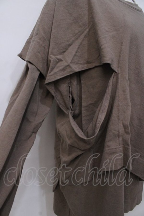 画像5: ヴィヴィアンウエストウッド 中古 / 変形レイヤードオーブ刺繍カットソー 00 カーキ  Y-25-08-20-031-to-SZ-ZY (5)