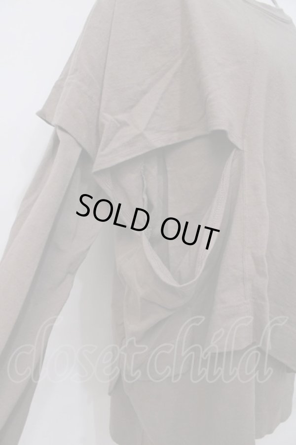 画像5: ヴィヴィアンウエストウッド 中古 / 変形レイヤードオーブ刺繍カットソー 00 カーキ  Y-25-08-20-031-to-SZ-ZY (5)