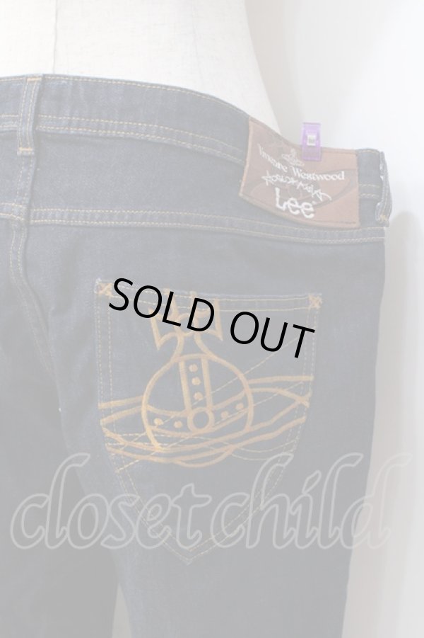 画像4: ヴィヴィアンウエストウッド Anglomania and Lee 中古 / オーブ刺繍デニムパンツ  インディゴ  Y-25-08-20-060-pa-SZ-ZH (4)