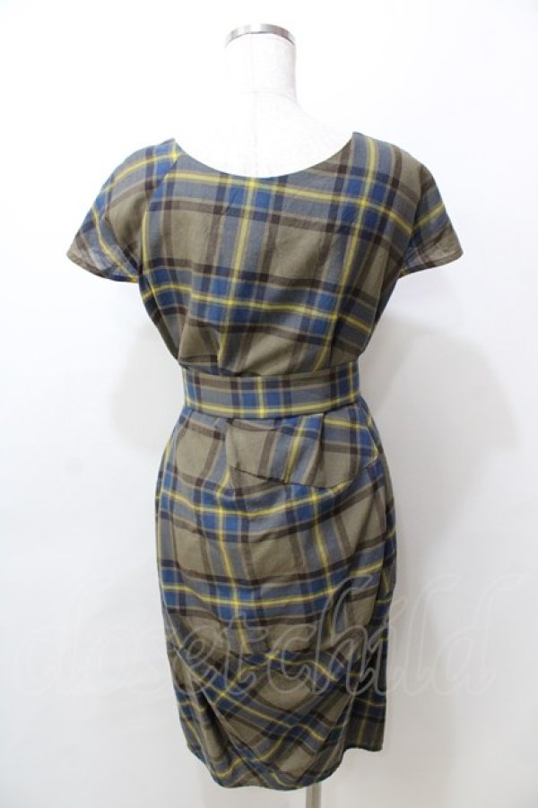 画像2: ヴィヴィアンウエストウッド 中古 / チェックノースリーブワンピース 2 カーキ  Y-25-09-10-031-op-SZ-ZY (2)