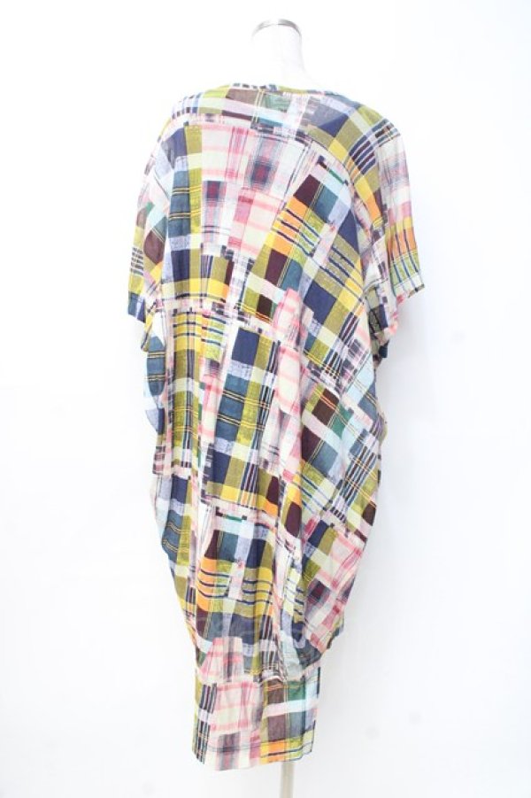 画像3: ヴィヴィアンウエストウッド 中古 / レタープリント スラッシュドレス 00 カラフル  Y-25-09-17-042-op-SZ-ZY (3)