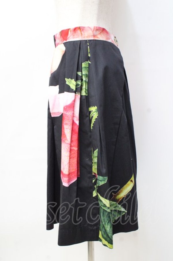 画像2: ANGLOMANIA 中古 / Liberty Skirt スカート 40 ブラックローズ  Y-25-09-17-076-sk-IG-ZY (2)