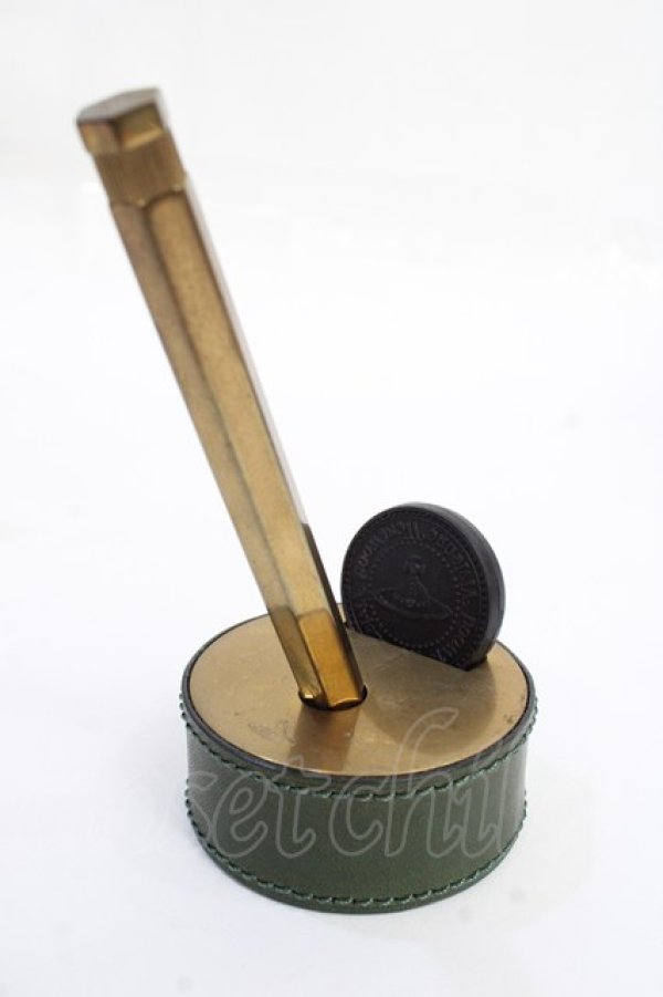 画像2: ヴィヴィアンウエストウッド 中古 / BRASS COINペンスタンド（ペン・消シゴム付キ）  グリーン  Y-25-09-17-012-gd-SZ-ZY (2)
