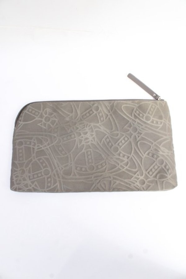 画像2: ヴィヴィアンウエストウッド 中古 / BAGラインORBエンボスクラッチバッグ  グレー  Y-25-09-17-026-ba-AS-ZY (2)