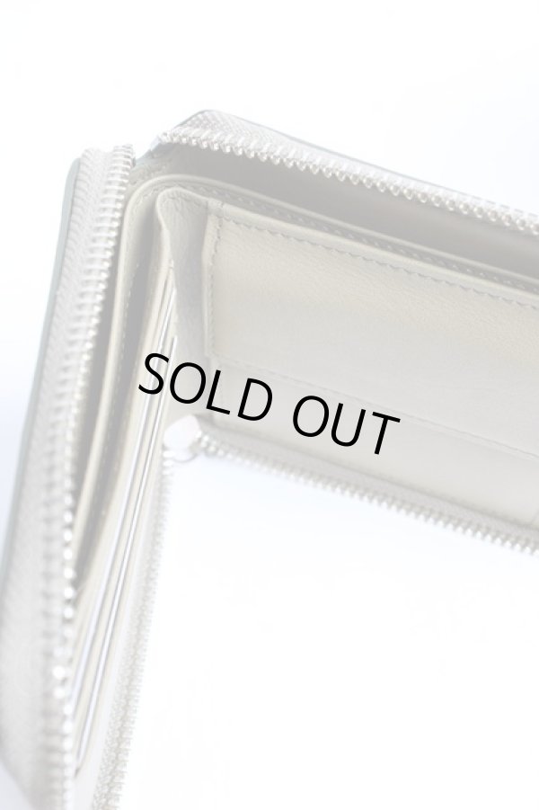 画像4: ヴィヴィアンウエストウッド 中古 / LEATHER RUBBER ORB ラウンドファスナー二ツ折リ財布  カーキ  Y-25-10-12-031-gd-SZ-ZY (4)