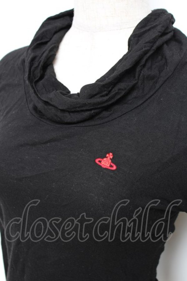 画像4: ヴィヴィアンウエストウッド 中古 / 単色オーブ刺繍ハイネック長袖カットソール 1 ブラック  Y-25-10-12-042-to-SZ-ZY (4)