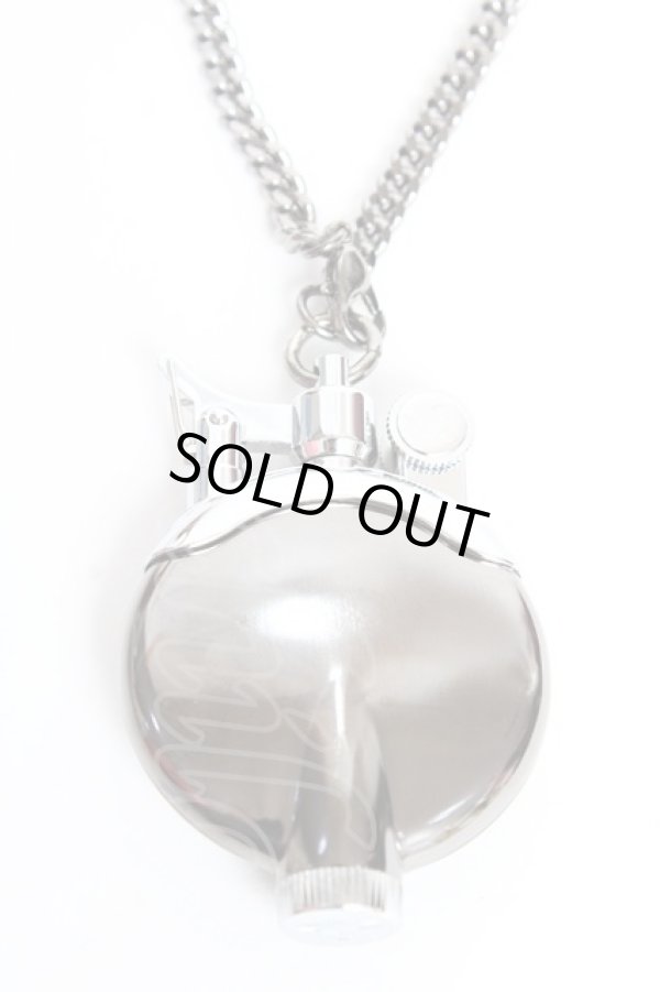 画像2: ヴィヴィアンウエストウッド 中古 / メタルORB チェーン付オイルライター  ガンメタル  Y-25-11-05-010-gd-SZ-ZY (2)