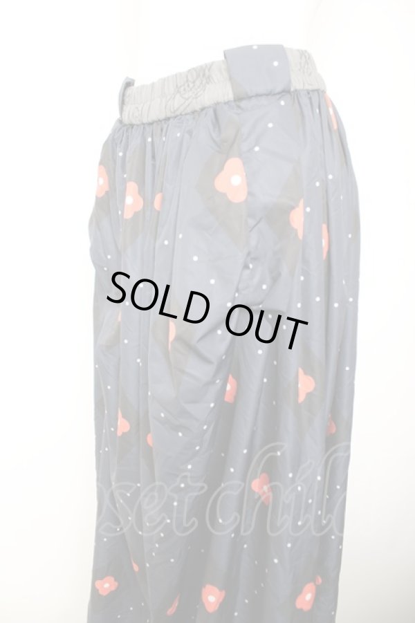 画像3: ヴィヴィアンウエストウッド 中古 / flower argyle　ロングフレアスカート 00 ネイビー  Y-26-01-28-059-sk-AS-OS (3)