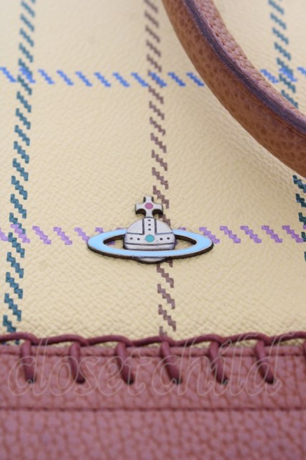 画像4: ヴィヴィアンウエストウッド 中古 / ORB チェック柄レザーバッグ  イエロー  Y-26-02-22-014-ba-SZ-ZY (4)