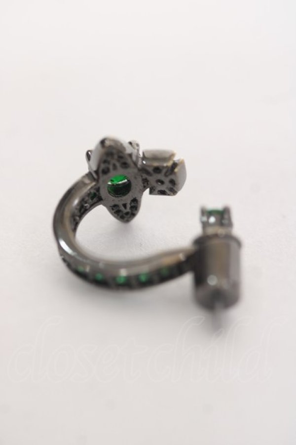 画像4: ヴィヴィアンウエストウッド MAN 中古 / MAITENAシングルピアス  ガンメタル/グリーン  Y-26-03-15-001-er-SZ-ZY (4)