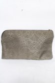 画像2: ヴィヴィアンウエストウッド 中古 / BAGラインORBエンボスクラッチバッグ  グレー  Y-26-04-15-005-ba-AS-ZY (2)