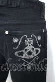 画像3: ヴィヴィアンウエストウッド MAN 中古 / ORB プリントデニムパンツ 44 ブラック  Y-26-06-07-025-pa-SZ-ZY (3)