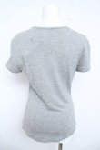 画像2: ヴィヴィアンウエストウッド 中古 / カラーオーブ刺繍半袖カットソー  グレー  Y-26-06-10-012-to-SZ-ZY (2)