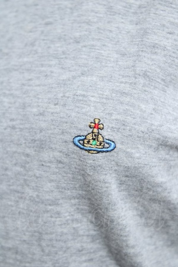 画像3: ヴィヴィアンウエストウッド 中古 / カラーオーブ刺繍半袖カットソー  グレー  Y-26-06-10-012-to-SZ-ZY (3)