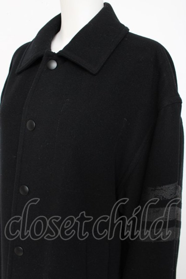 画像5: ヴィヴィアンウエストウッド MAN 中古 / VARSITY ORB/STRIPES COACH JACKET 44 ブラック  Y-26-08-19-017-jc-SZ-ZY (5)