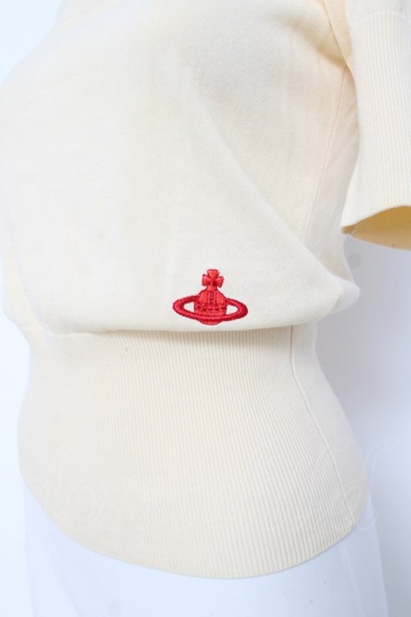 画像4: ヴィヴィアンウエストウッド 中古 / 単色オーブ刺繍半袖サマーニット 2 アイボリー  Y-26-08-19-014-to-SZ-ZY (4)