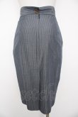 画像2: ヴィヴィアンウエストウッド 中古 / ペンシルストライプミモレスカート 38 グレー  Y-26-08-26-049-sk-YM-ZY (2)