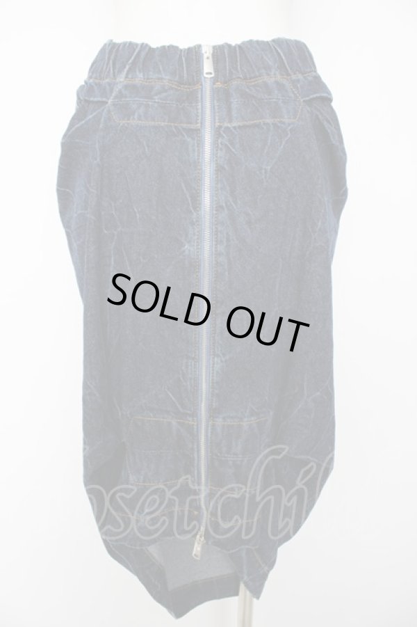 画像2: ヴィヴィアンウエストウッド 中古 / DENIM PLEAT SKIRT（デニムプレートスカート） 27 インディゴ  Y-26-08-26-055-sk-YM-ZH (2)