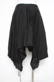 画像2: ヴィヴィアンウエストウッド 中古 / 変形ミディフレアスカート 3 ブラック  Y-26-09-23-023-sk-SZ-ZY (2)