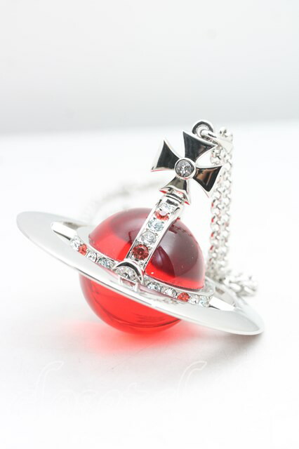中古・古着通販】Vivienne Westwood (ヴィヴィアンウエストウッド) ジャイアントオーブペンダントネックレス  シルバー｜ブランド・古着通販 トレファク公式【TREFAC FASHION】スマホサイト