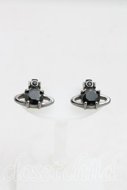 ヴィヴィアンウエストウッド Vivienne Westwood ピアス シングル 62010086-S108 NANO SOLITAIRE  SINGLE STUD 片耳用 スタッドピアス メンズ レディース アクセサリー ユニセックス ガンメタル オーブ - 【感動物語  ギフトモール店－☆リボンをほどくと溢れる笑顔 
