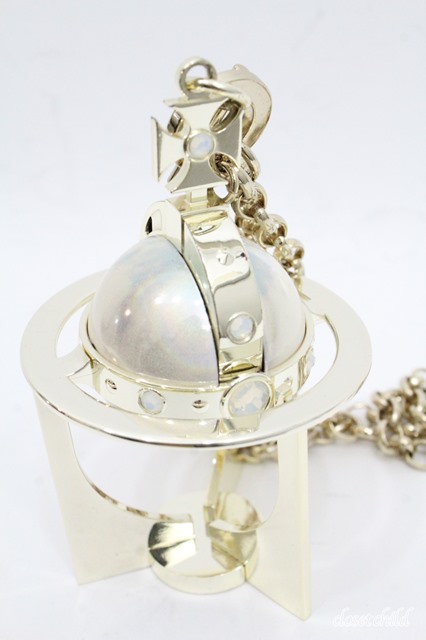 Used 心斎橋10th100個限定orb Lighter Vivienne Westwoodヴィヴィアンウエストウッド ビビアン 中古 Closetchild Vivienne Westwood古着専門店 Used 心斎橋10th100個限定orb Lighter Vivienne Westwoodヴィヴィアンウエストウッド ビビアン 中古 Closetchild Vivienne Westwood古着専門店