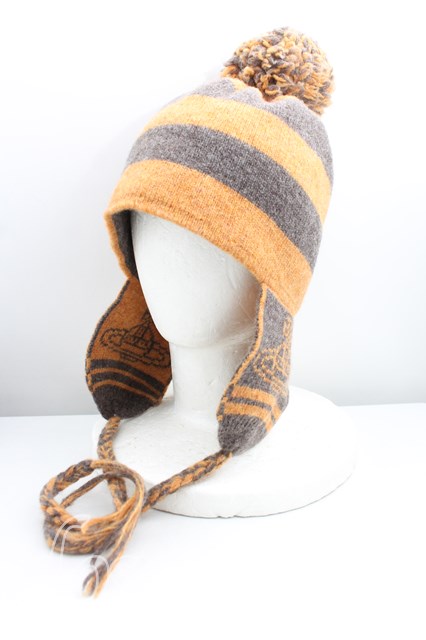 USED】Vivienne Westwood / ボンボン付キニット帽ヴィヴィアンウエスト 